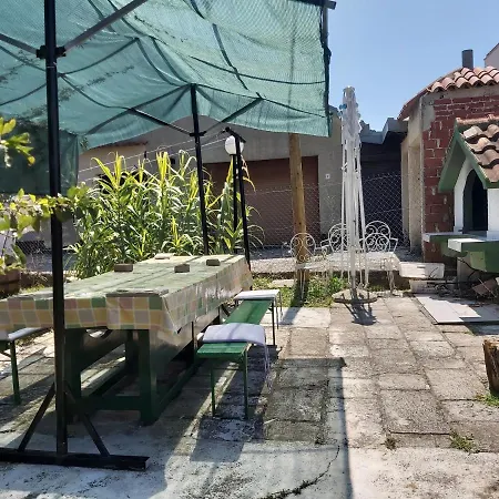 Two Peoples Place * 佩特坎内
